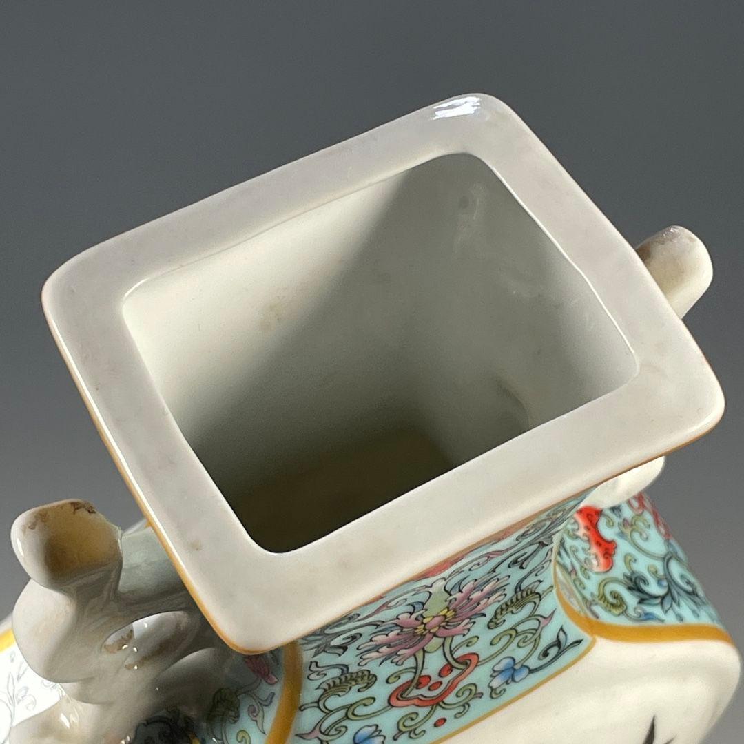 四大美女図両耳賞瓶  景徳鎮 陶磁器 装飾品 現代工芸品 美術品 置物
