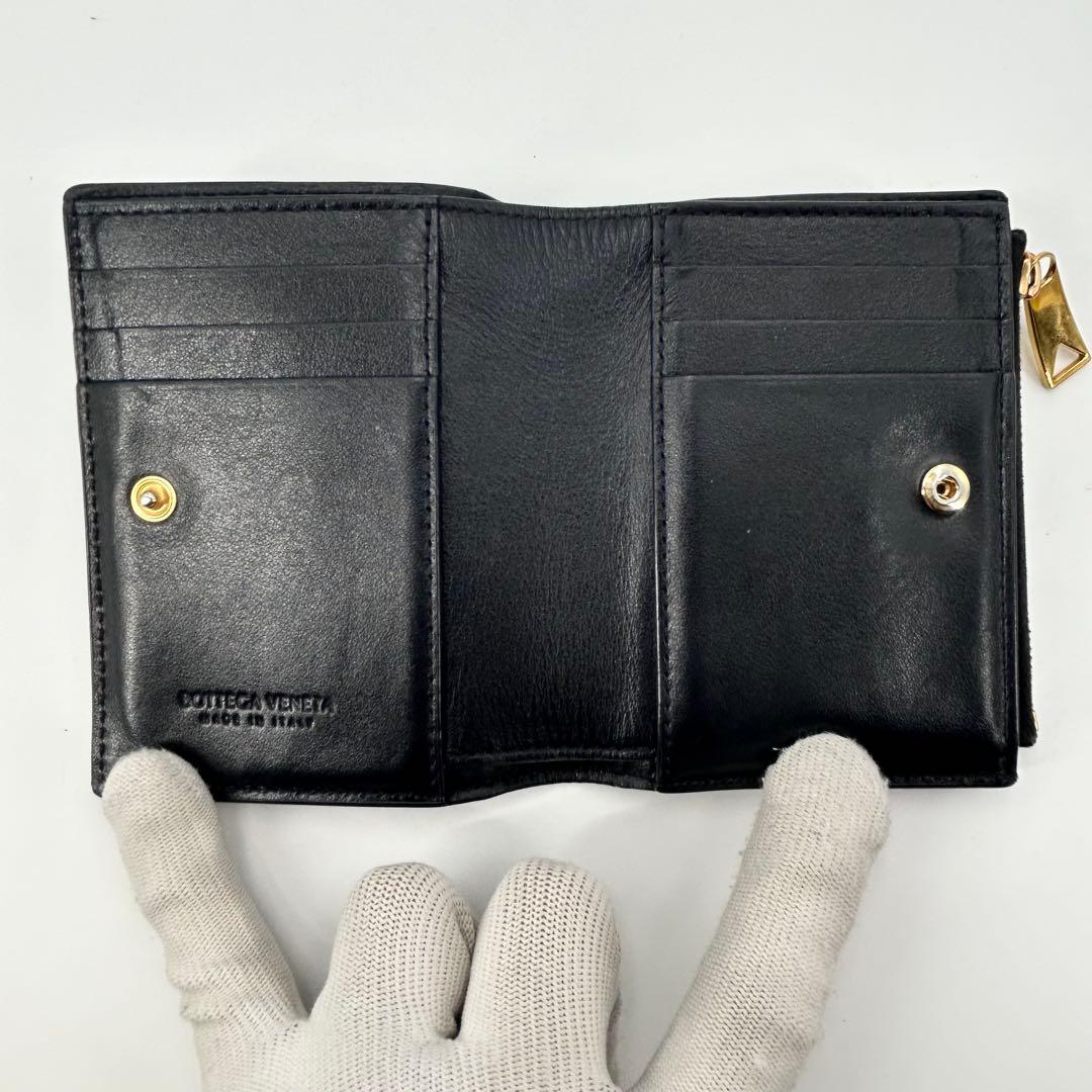 美品✨ボッテガヴェネタ 二つ折り財布 カセット レザー 黒