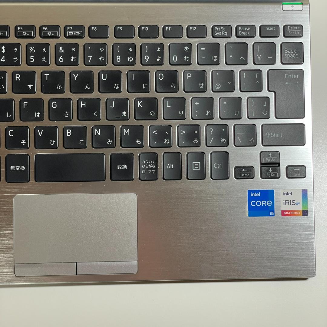 ★ 第11世代i5 VAIO/VJPJ21/シルバー★SSD256GB K10