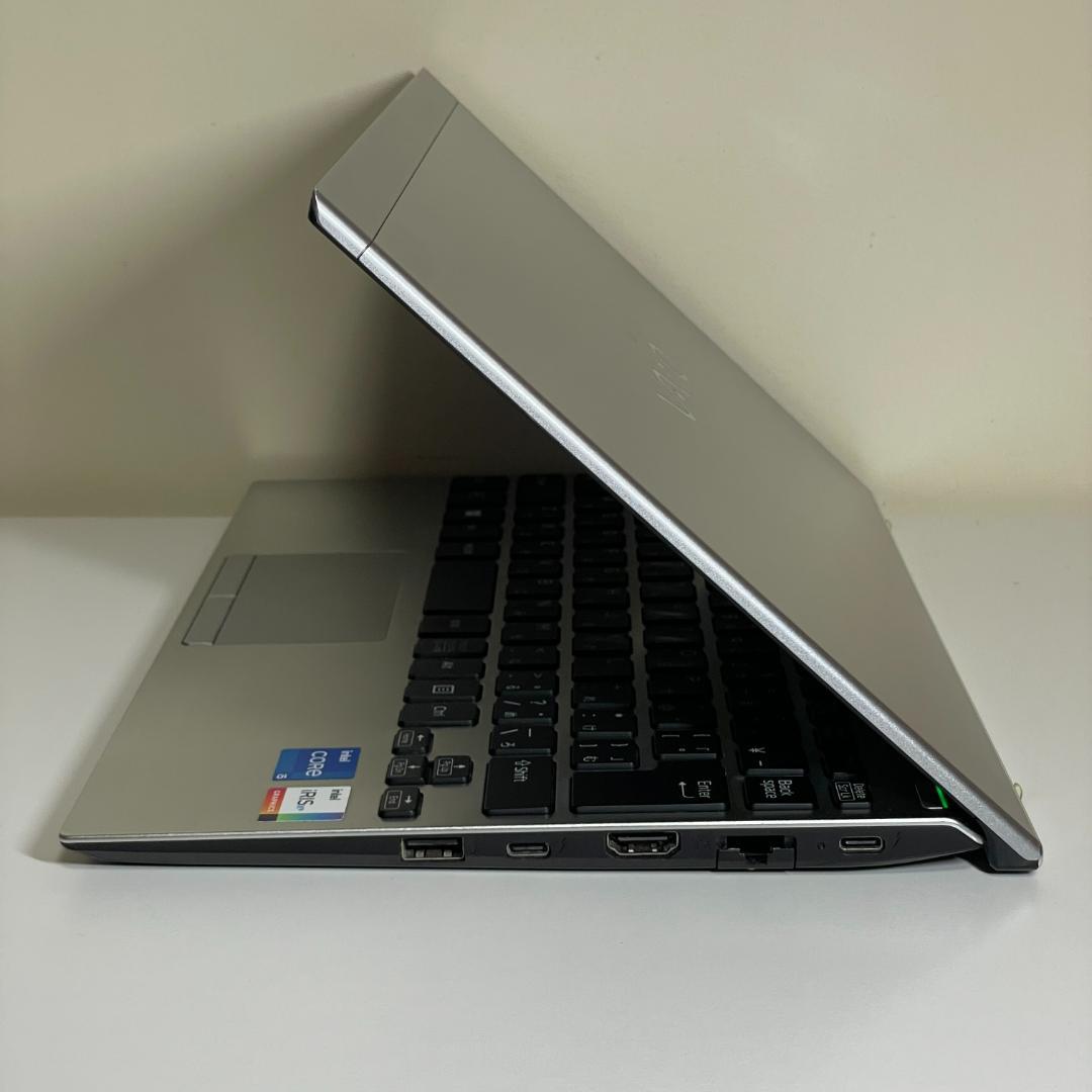 ★ 第11世代i5 VAIO/VJPJ21/シルバー★SSD256GB K10