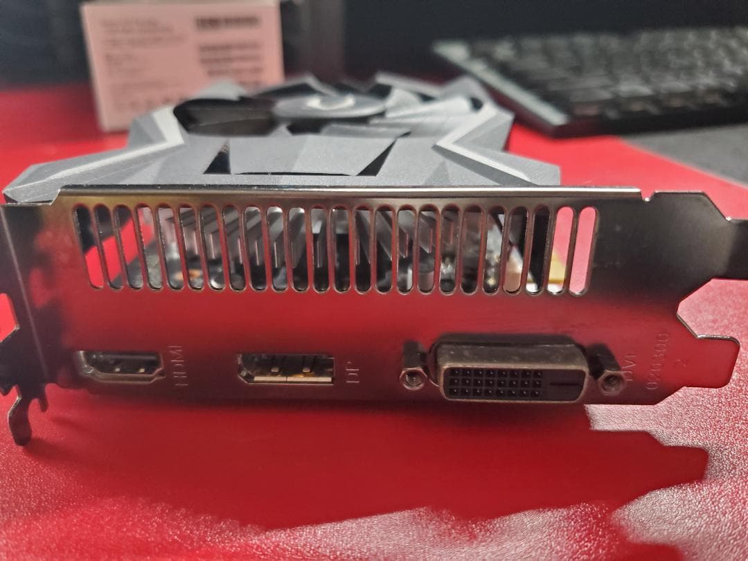 ZOTAC GeForce GTX 1650 OC 4GB グラフィックボード