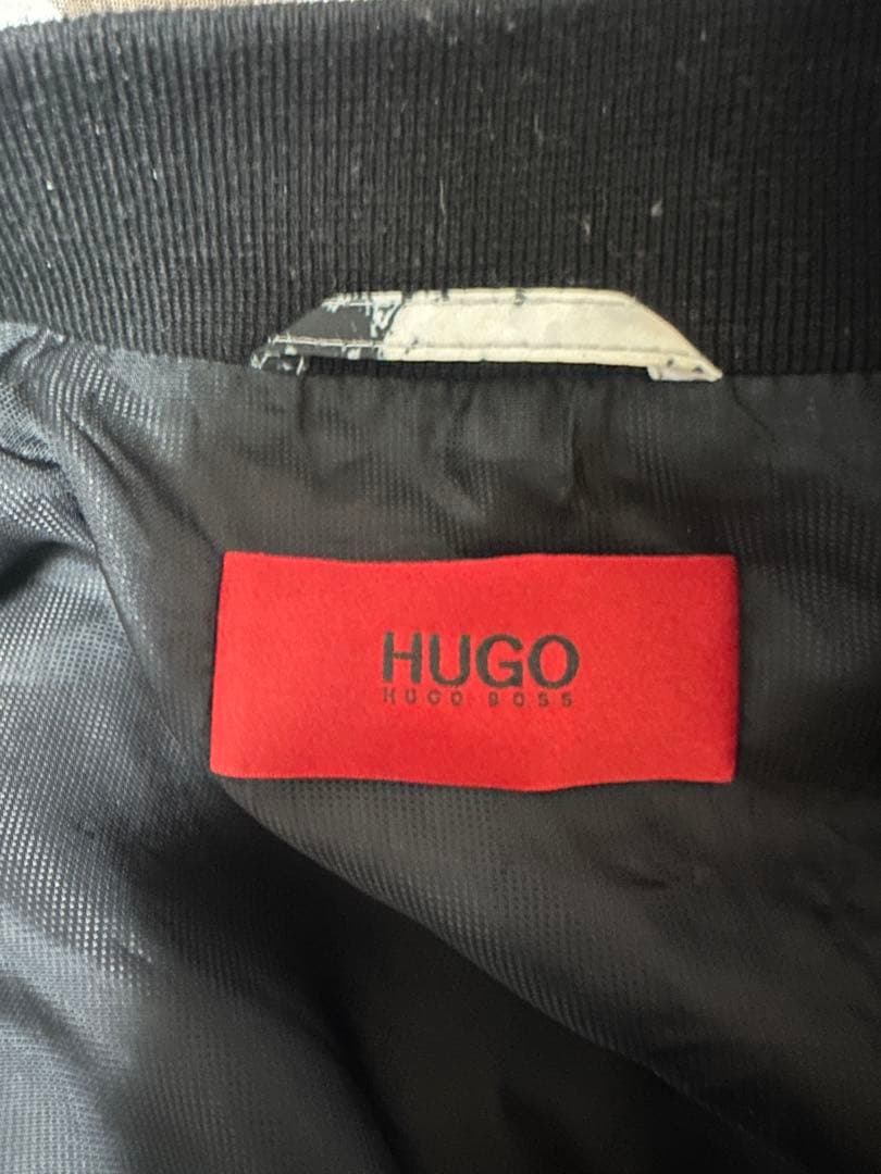 ヒューゴボス　HUGO BOSS ブルゾン