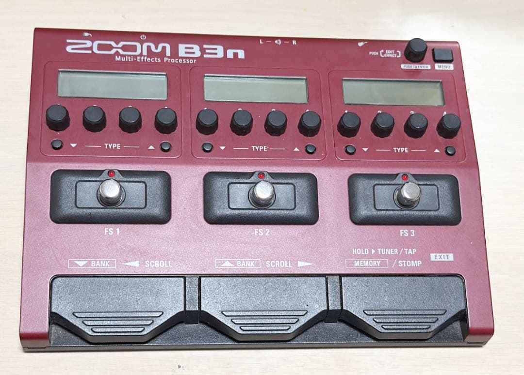ZOOM B3n ベース用マルチエフェクター（ACアダプター・付属）
