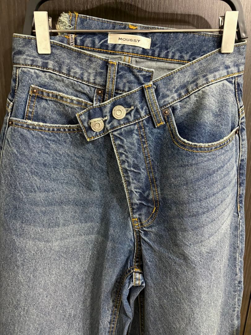 【新品】moussyCROSSWAIST ワイド ストレートデニム0ダークブルー