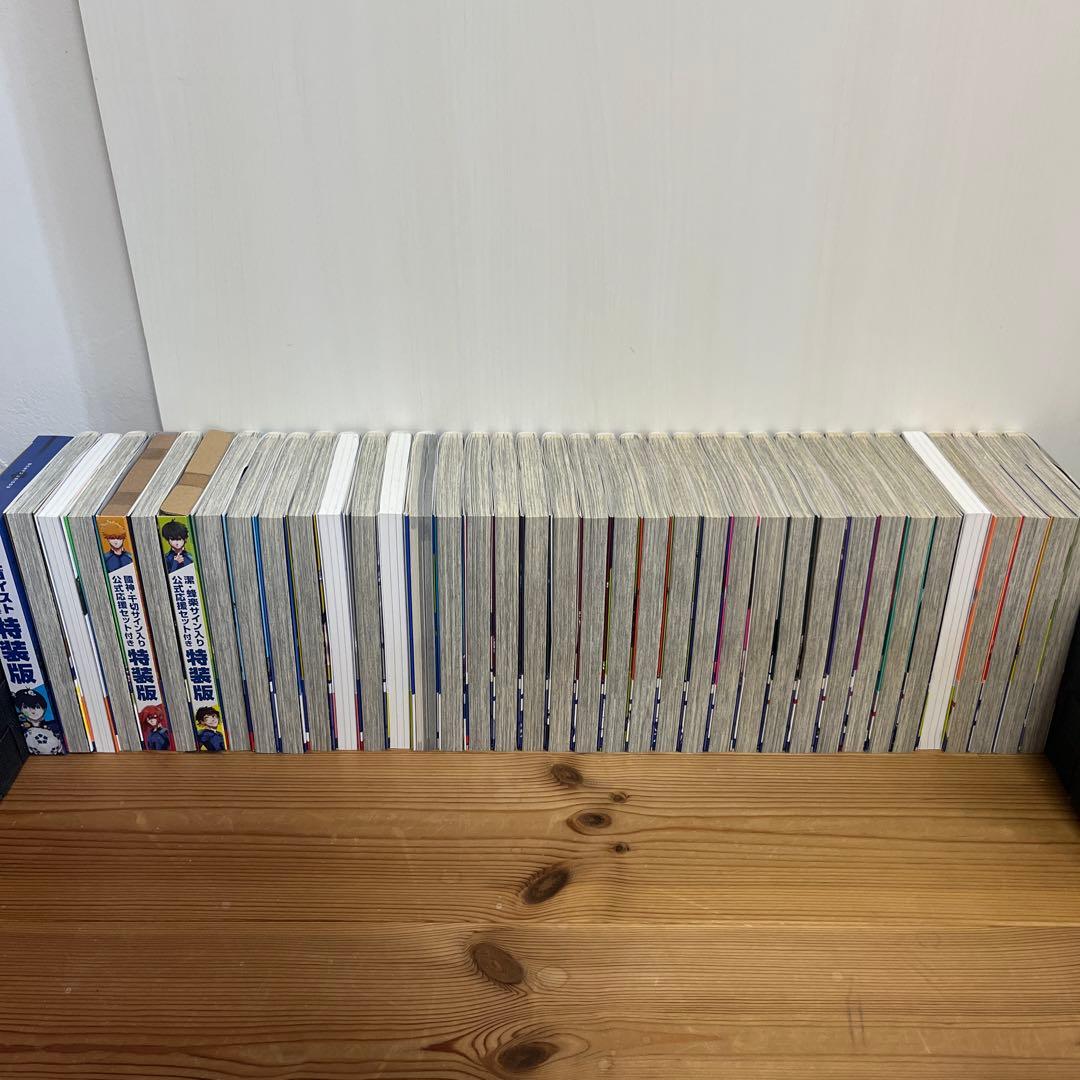 ブルーロック1〜26、31巻、エピ凪、小説まとめ売り　4巻以外全巻初版