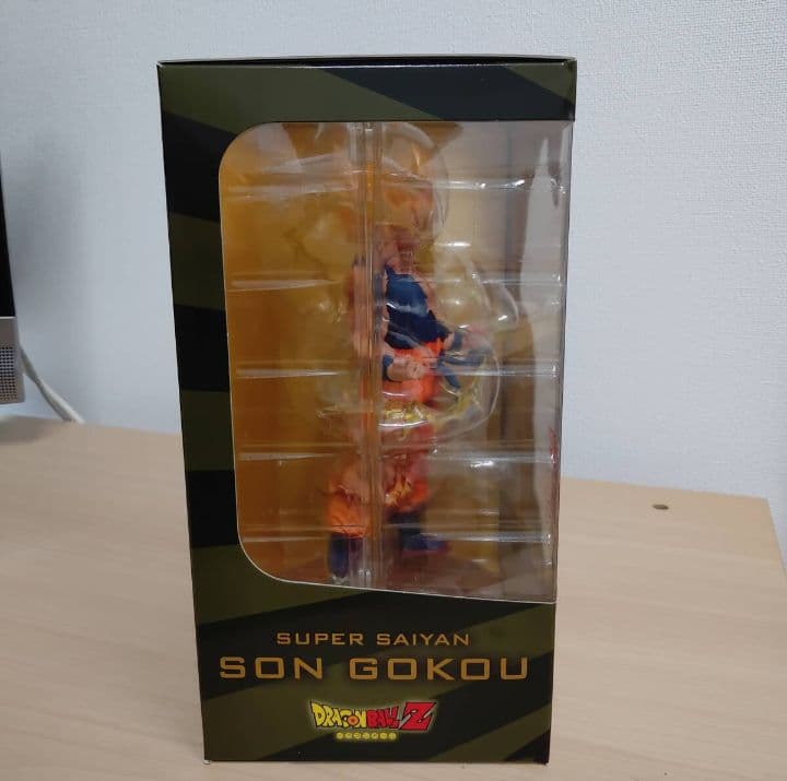 【新品】【レア希少】Figuarts ZERO 超サイヤ人 孫悟空 2013年