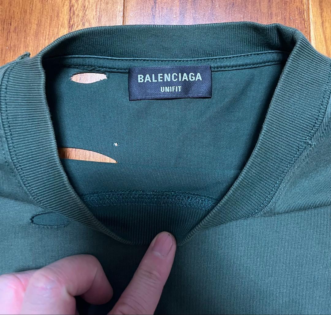 balenciaga デストロイtシャツ