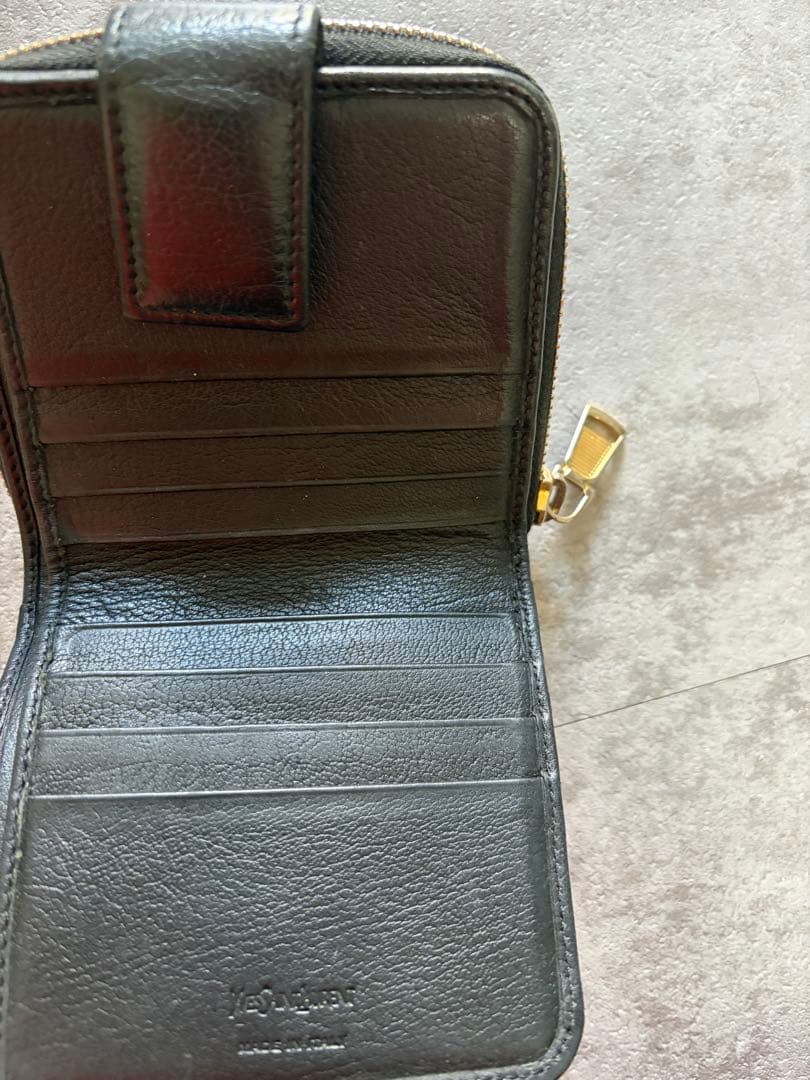 YSL 黒 二つ折り財布