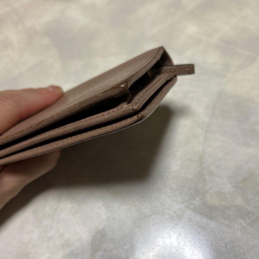 正規品　GUCCI 二つ折り財布