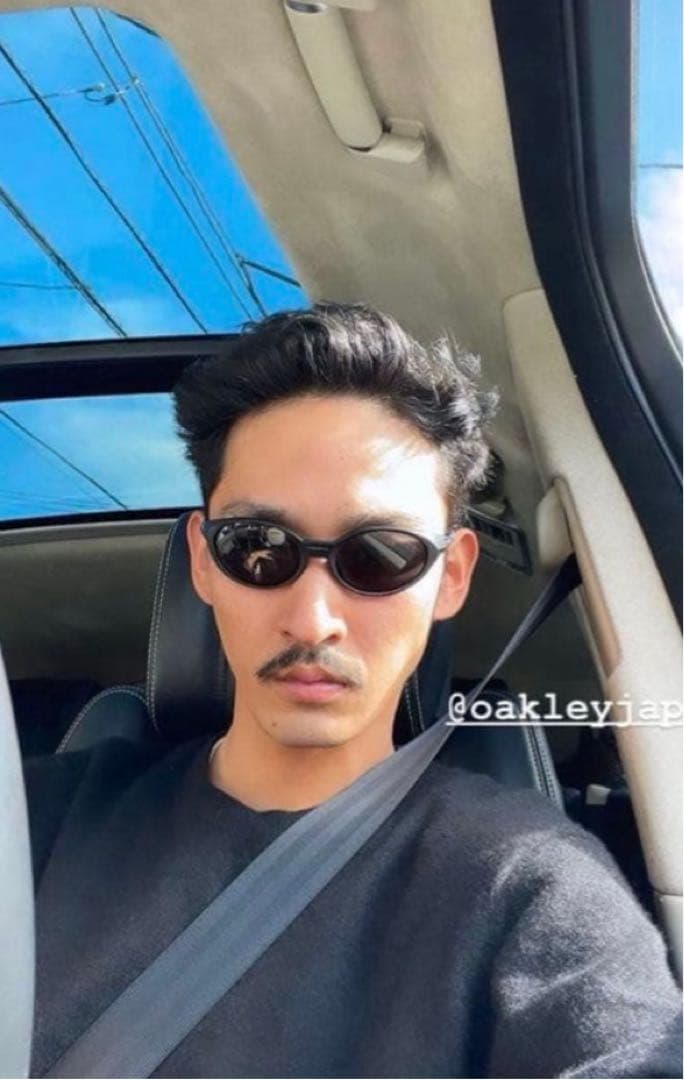 OAKLEY EyeJacket Redux 上杉柊平 着用モデル