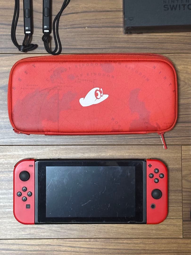 【限定モデル・美品】Switch マリオオデッセイ版本体+周辺機器+カセット2個