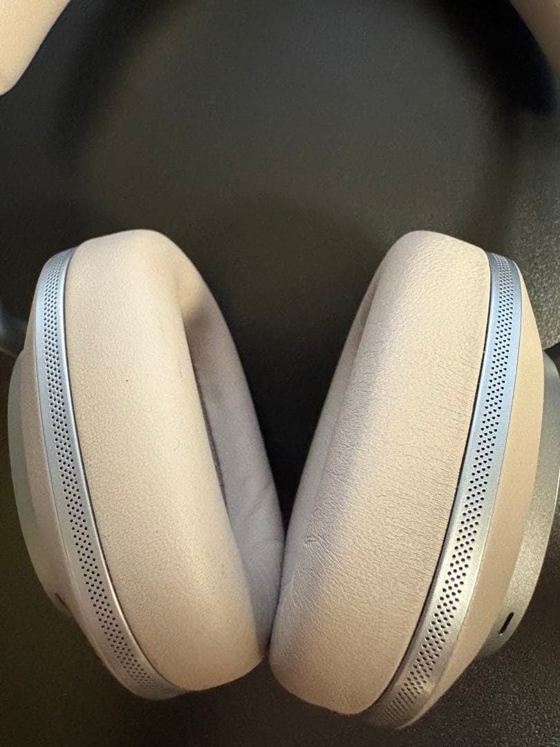 Bowers & Wilkins Px8 S2 ウォーム・ストーン