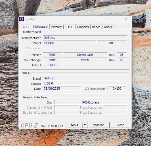ベアーボン状態のDell Precision 3440/CPUなし・メモリなし
