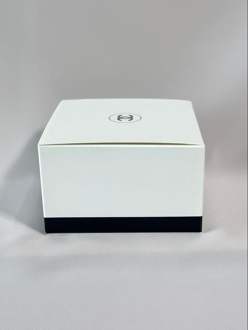 【新品】CHANEL ボディエクセレンス ファーミングクリーム 150g
