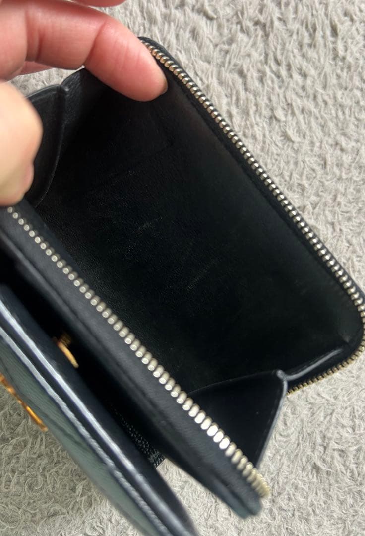 YSL ブラック 二つ折り財布 キルティング