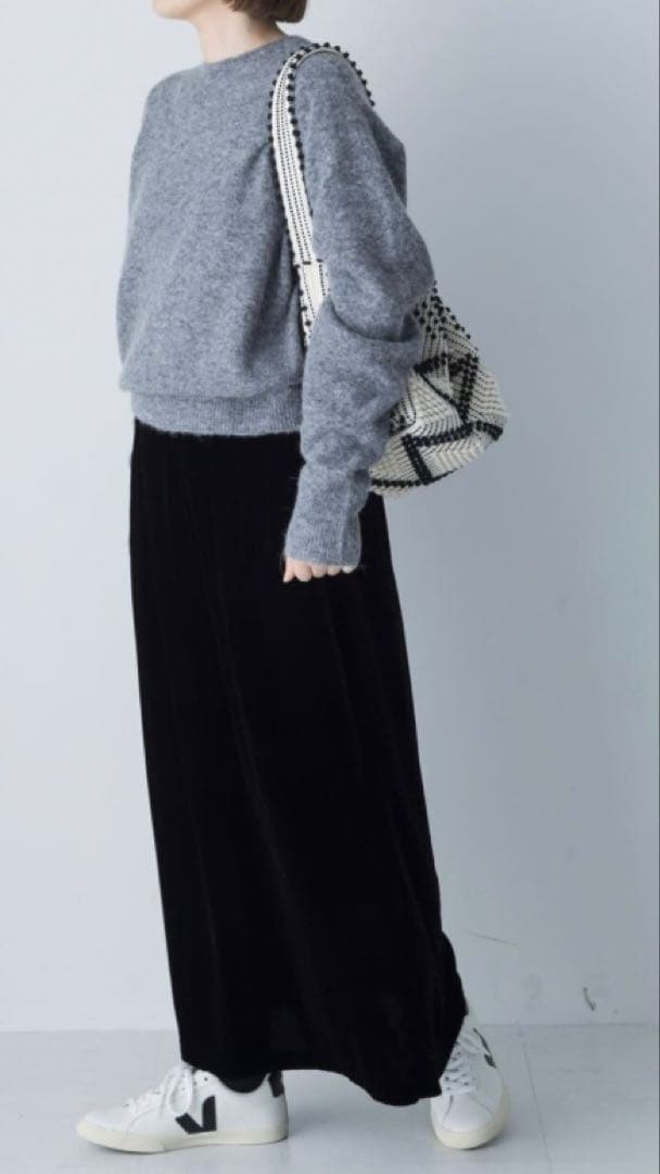 かぐれ　26SS レーヨンシルクベルベットスカート　フリーサイズ　Ｉライン