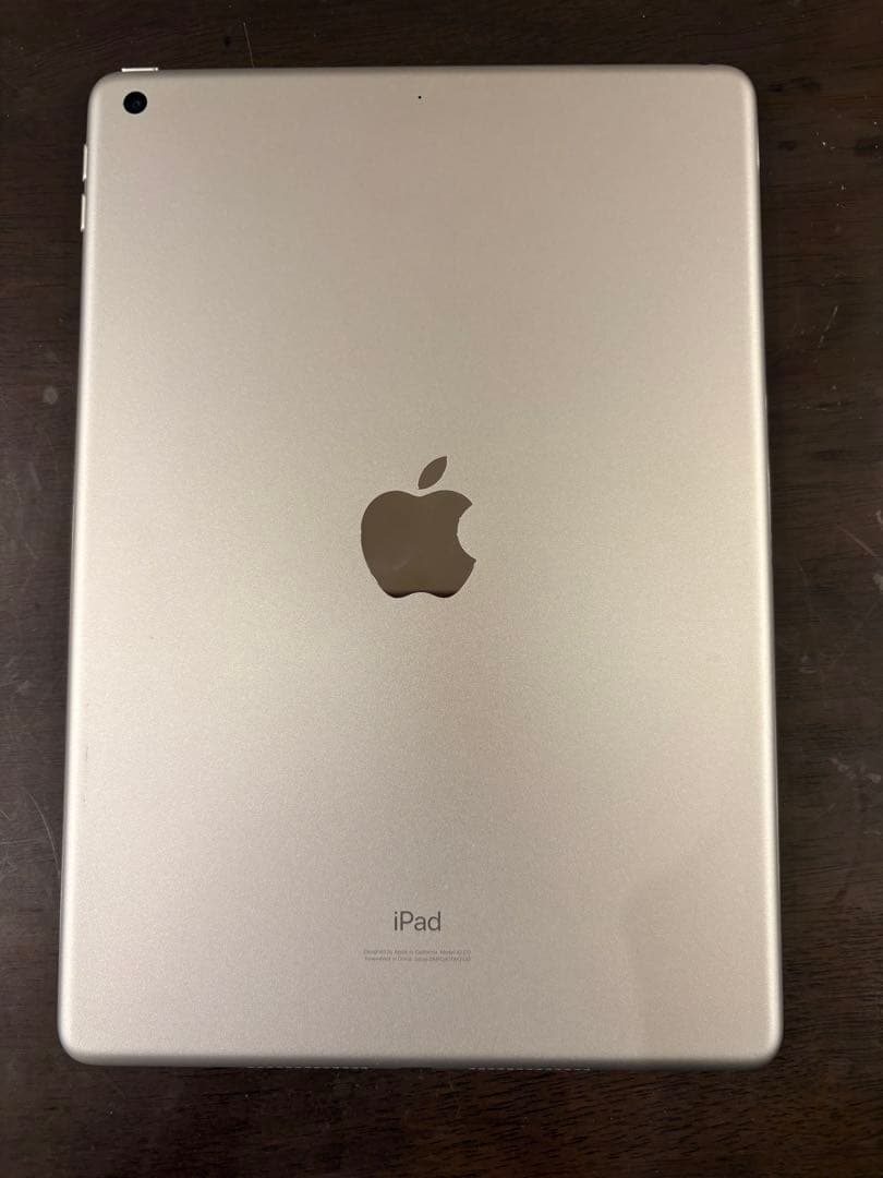 「masa 」Apple iPad 第8世代32GBシルバー保護ケース付き