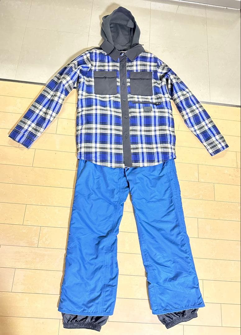 BURTONスノーボードウェア　上下　セットアップ　使用2回