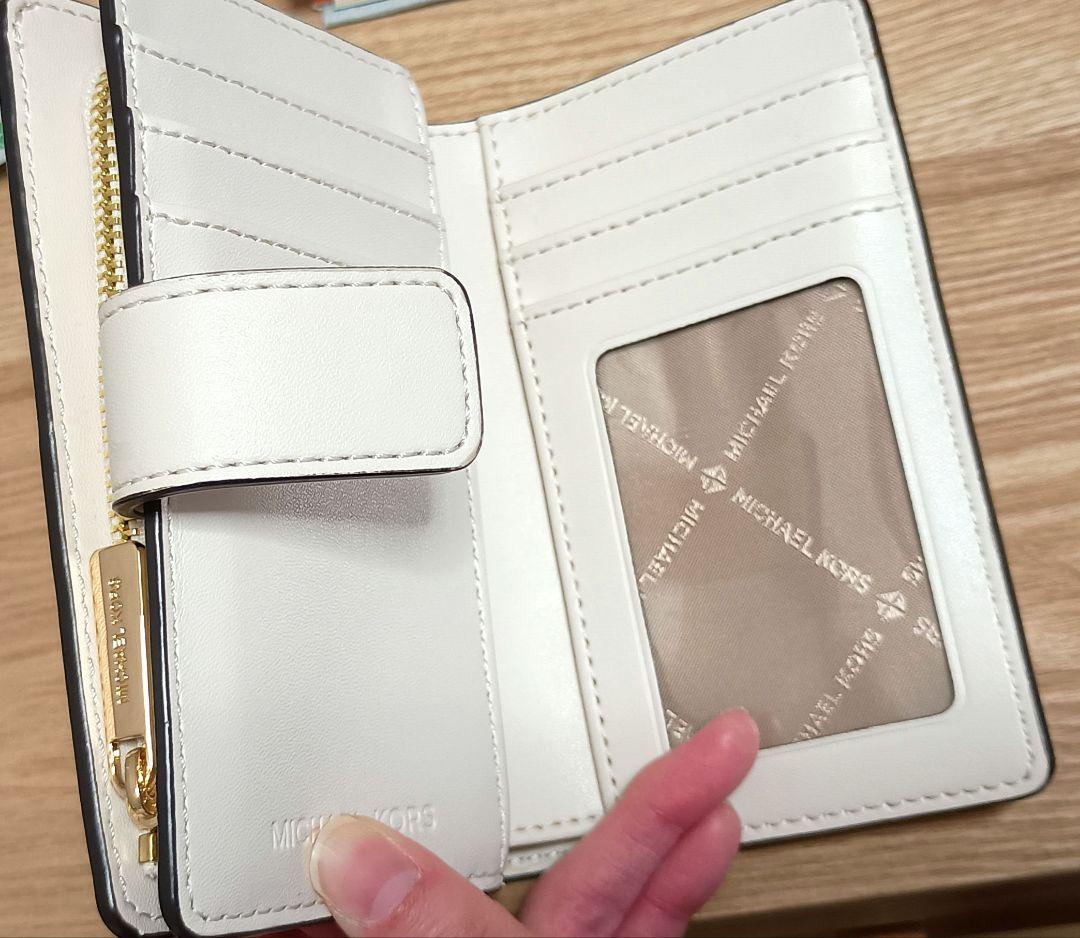 MICHAEL KORS 二つ折り財布 ベージュ/ホワイト