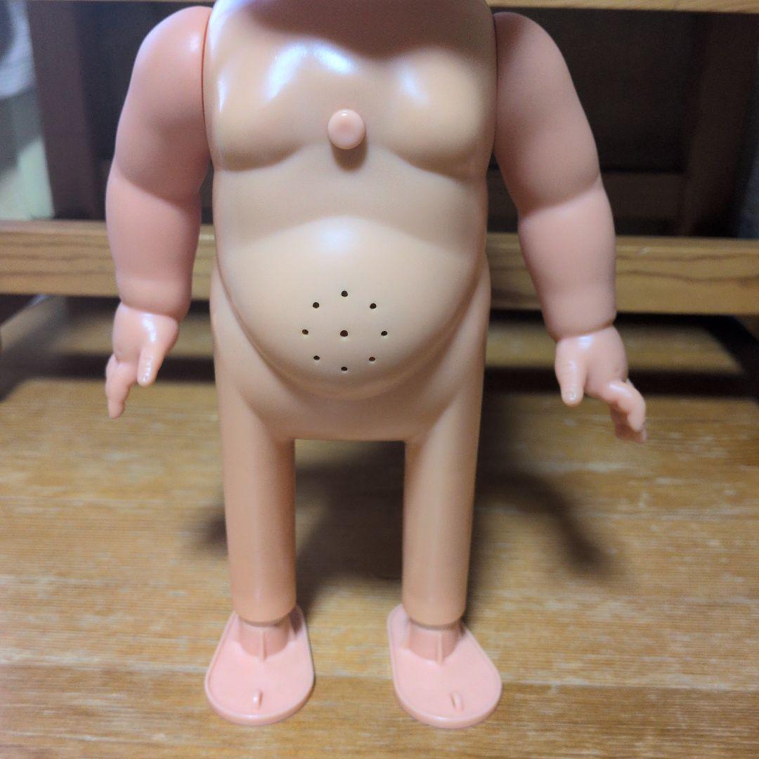 センサーで笑う、のびる、赤ちゃん ホラーハンド