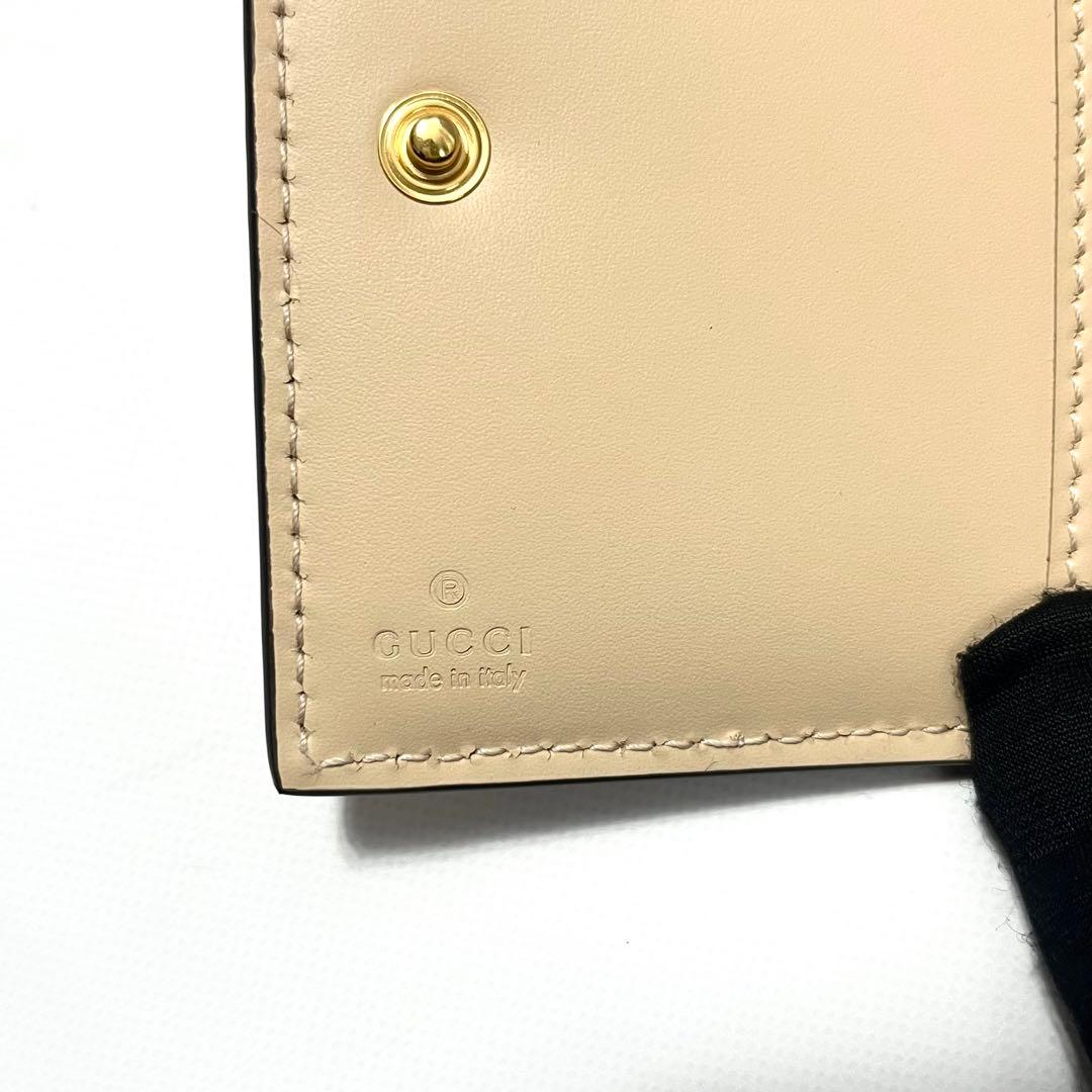 未使用品✨グッチ 三つ折り財布 ジャンボ GG ロゴ型押し ベージュ レザー