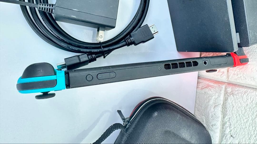 【限定セール】Nintendo Switch ネオンブルー・ネオンレッド