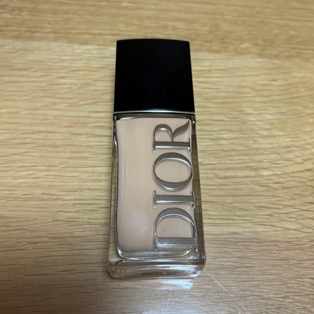 【美品】DIOR フォーエヴァー フルイド スキン グロウ 2N