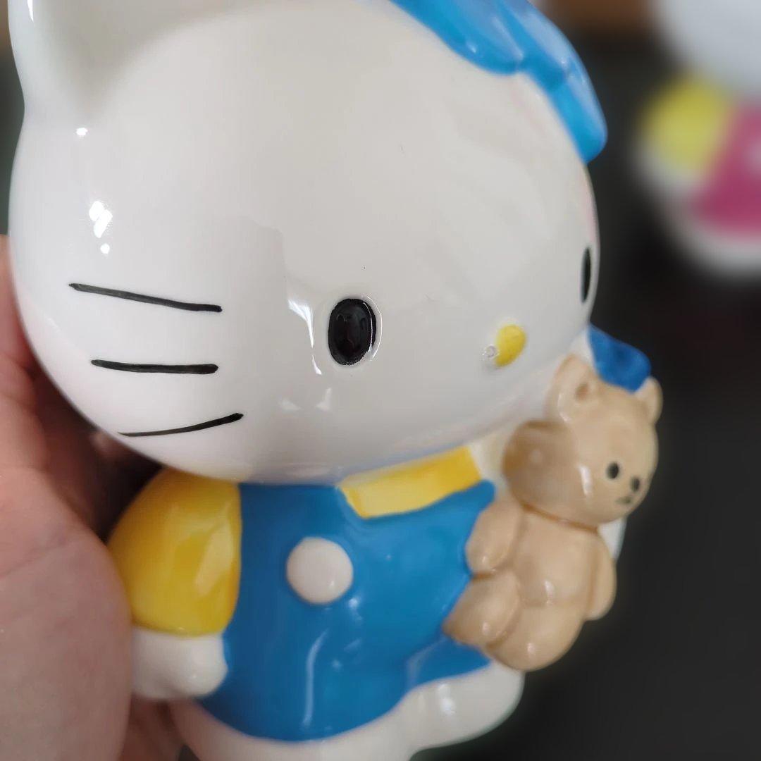 ハローキティ 陶器貯金箱2体セット