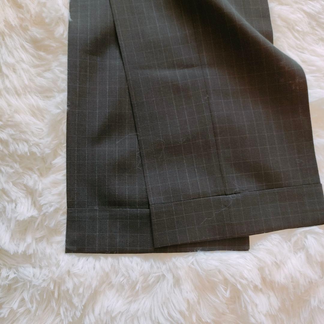 美品✨BURBERRY ★バーバリー★ チェック柄 ★濃いめグレー