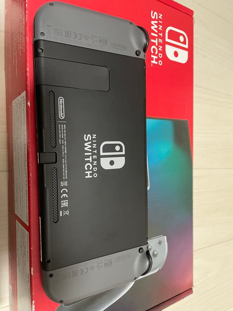 Nintendo Switch （新型）グレー　HAC-001(-01)