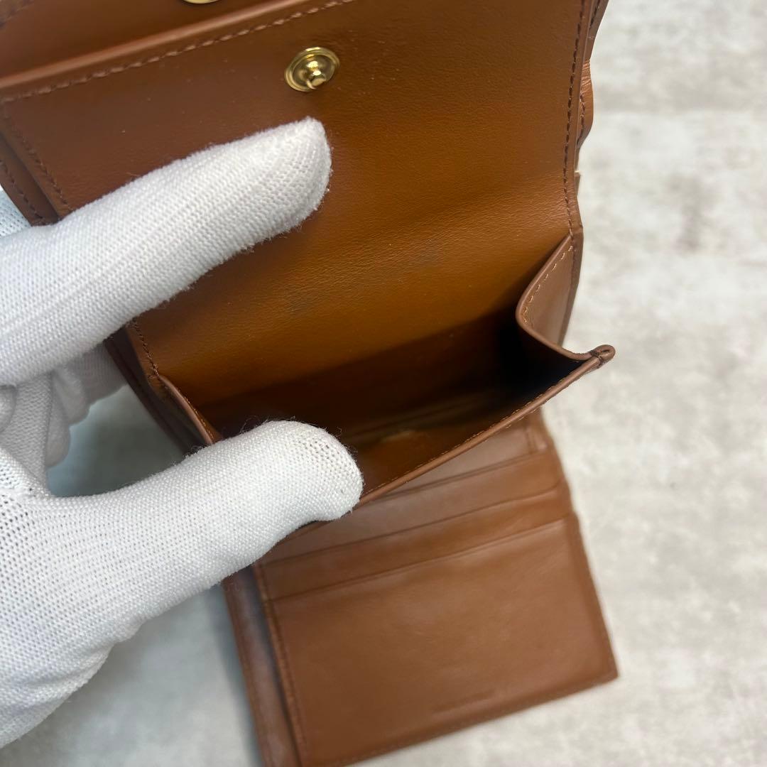 大人気✨セリーヌ トリオンフ スモールウォレット 三つ折り 財布 箱、保存袋付