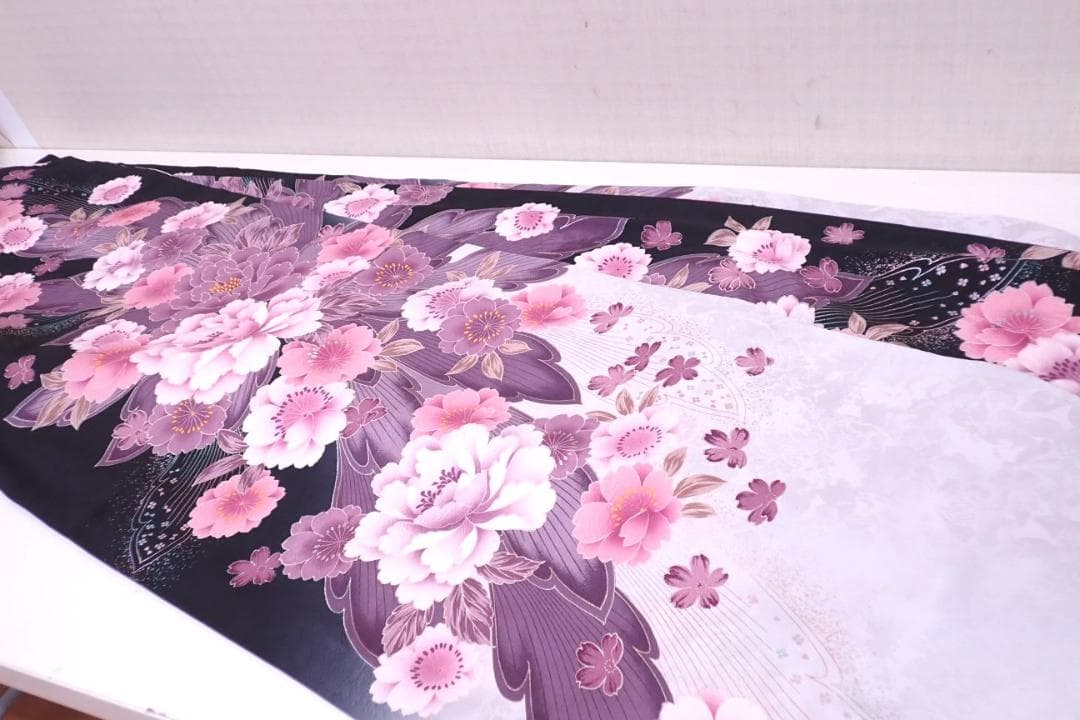 Ai　極美品 正絹 振袖 袋帯 2点セット 桜に牡丹 透き通るような繊細さ