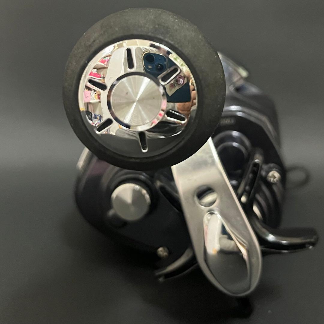 【名機/美品】Daiwa レオブリッツ 200J 右ハンドル 電動リール　ダイワ
