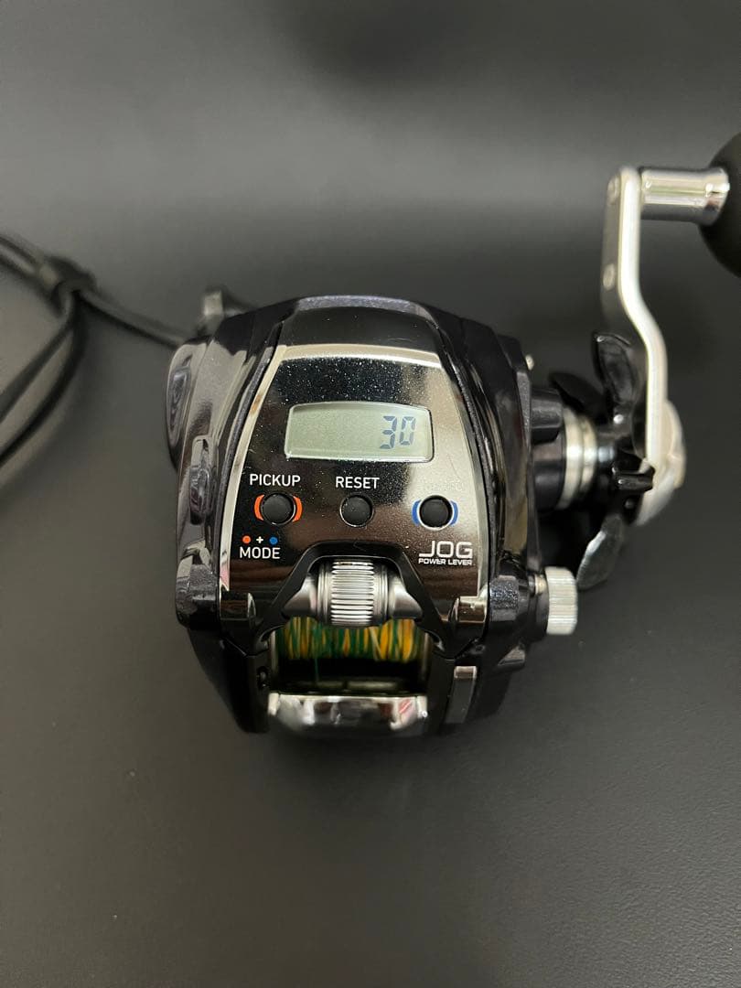 【名機/美品】Daiwa レオブリッツ 200J 右ハンドル 電動リール　ダイワ