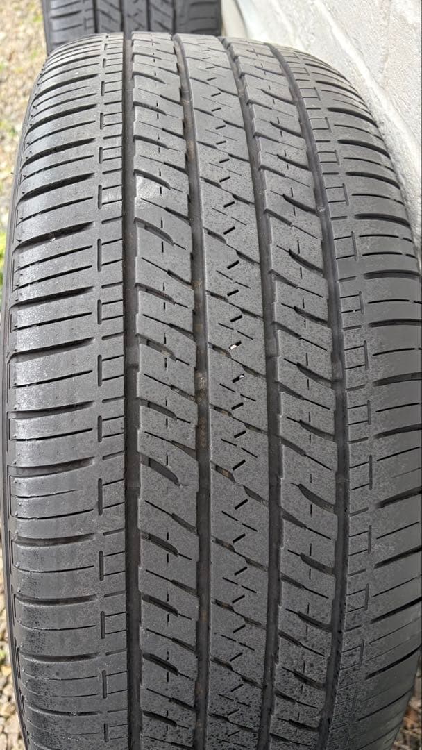 アウトランダーPHEV純正タイヤ24年製4本　255/45R20