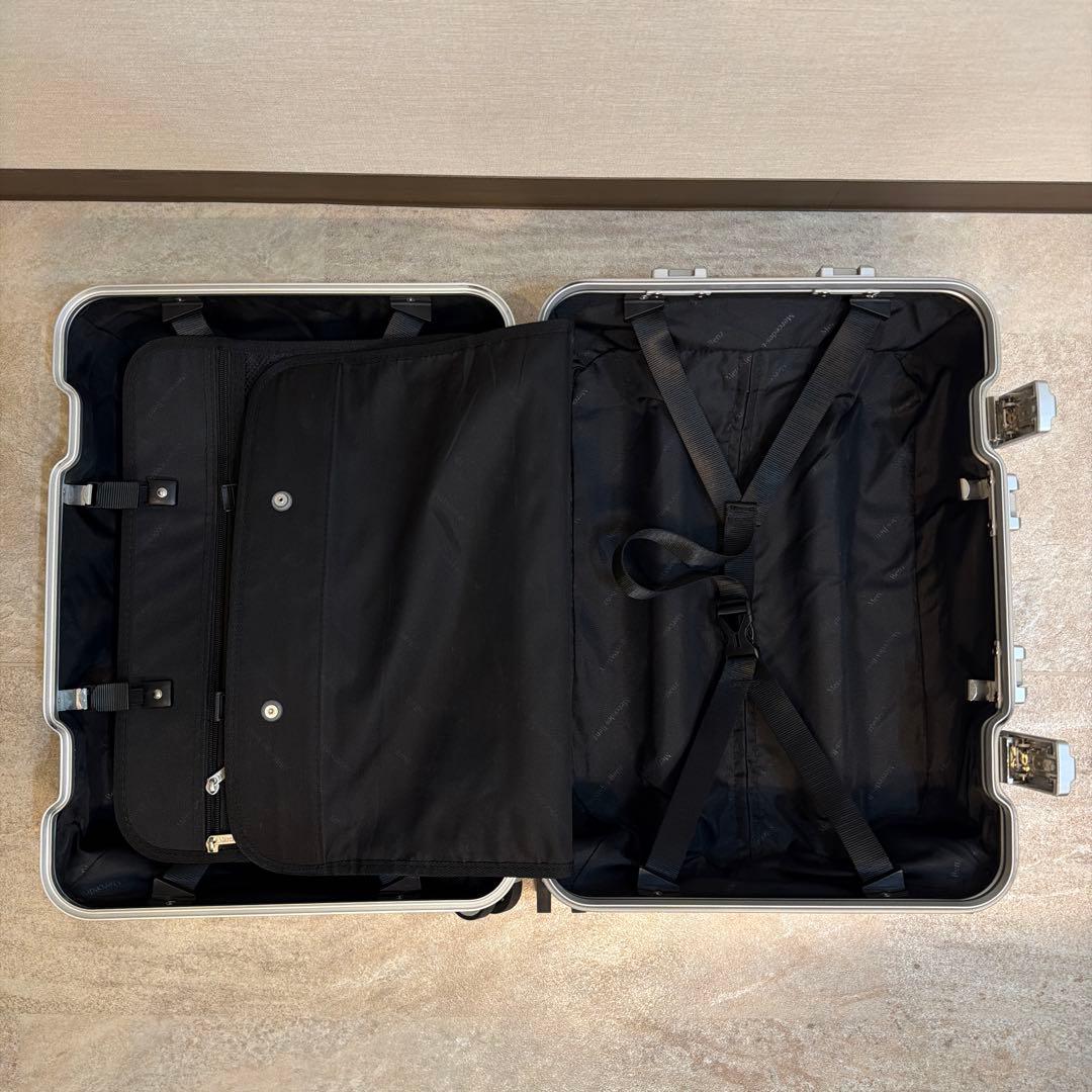 メルセデス・ベンツ成約記念 アルミスーツケース 32L 非売品 機内持込可