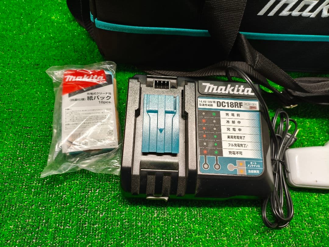 マキタ 充電式クリーナー 掃除機　CL182FD 18V
