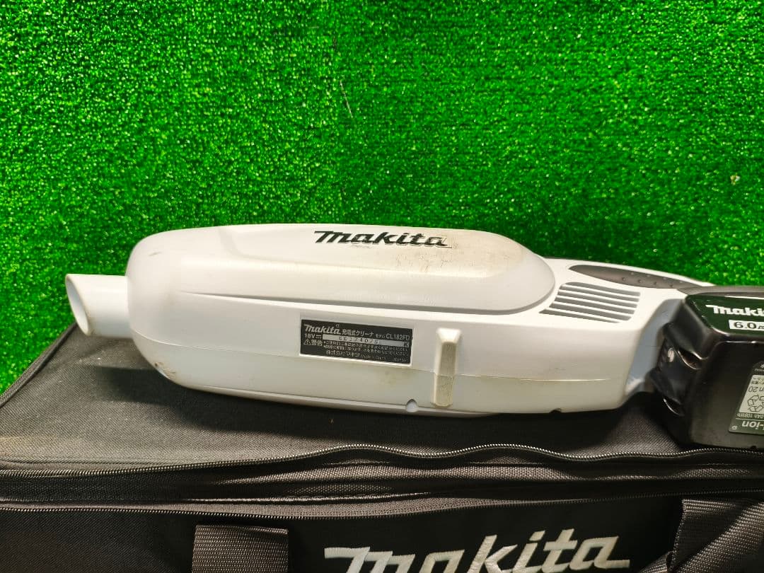 マキタ 充電式クリーナー 掃除機　CL182FD 18V