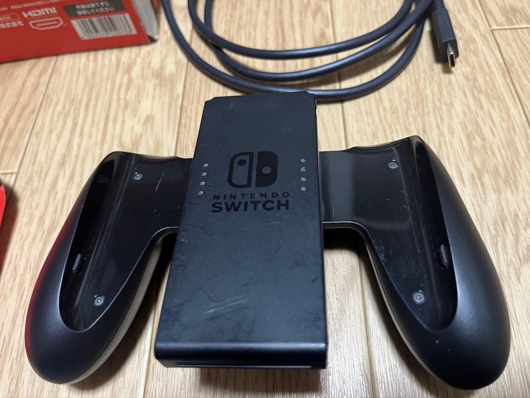 Nintendo Switch 本体 ネオンブルー/レッド