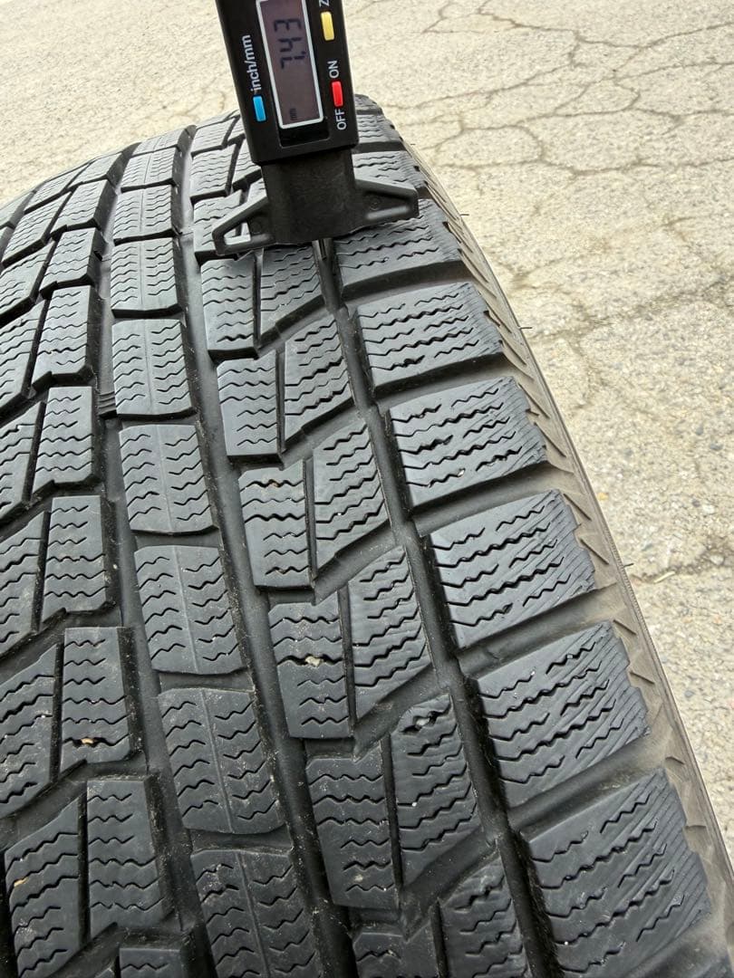 赤福 ① 2本　215/65R16 ノーストレック N3i