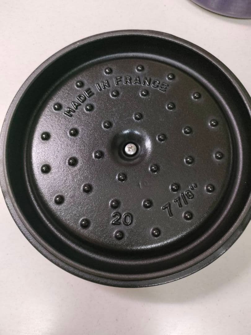 ストウブ　staub ココットラウンド　20cm グランブルー　保証書あり