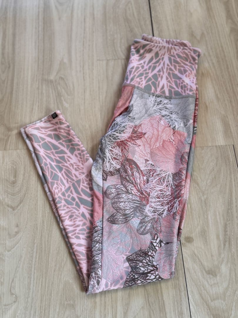 【未使用・タグ付き】ONZIE ヨガレギンス 曼荼羅 サイズS/M