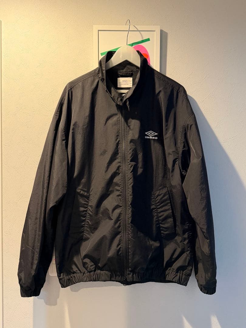 アークダーク　19SO × UMBRO Drizzler Jacket
