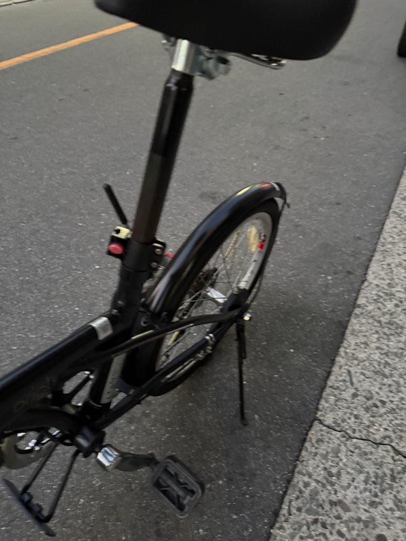 176 自転車 大阪市 【引取り限定】 20インチ 美品 変速付き 折りたたみ