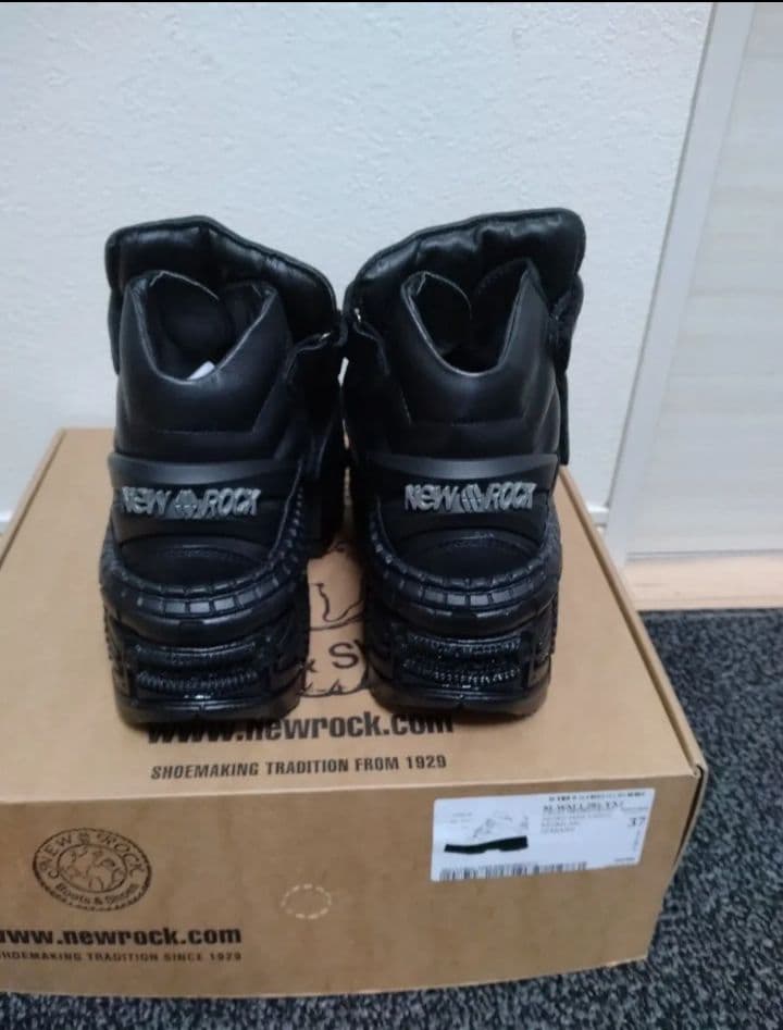 ♥ 新品 ニュー・ロック NEW ROCK M-WALL285-YX2