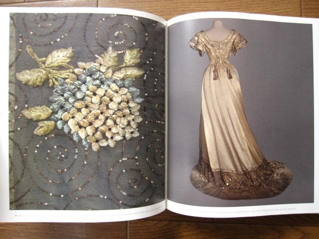 Paris Haute Couture　パリ　オートクチュール