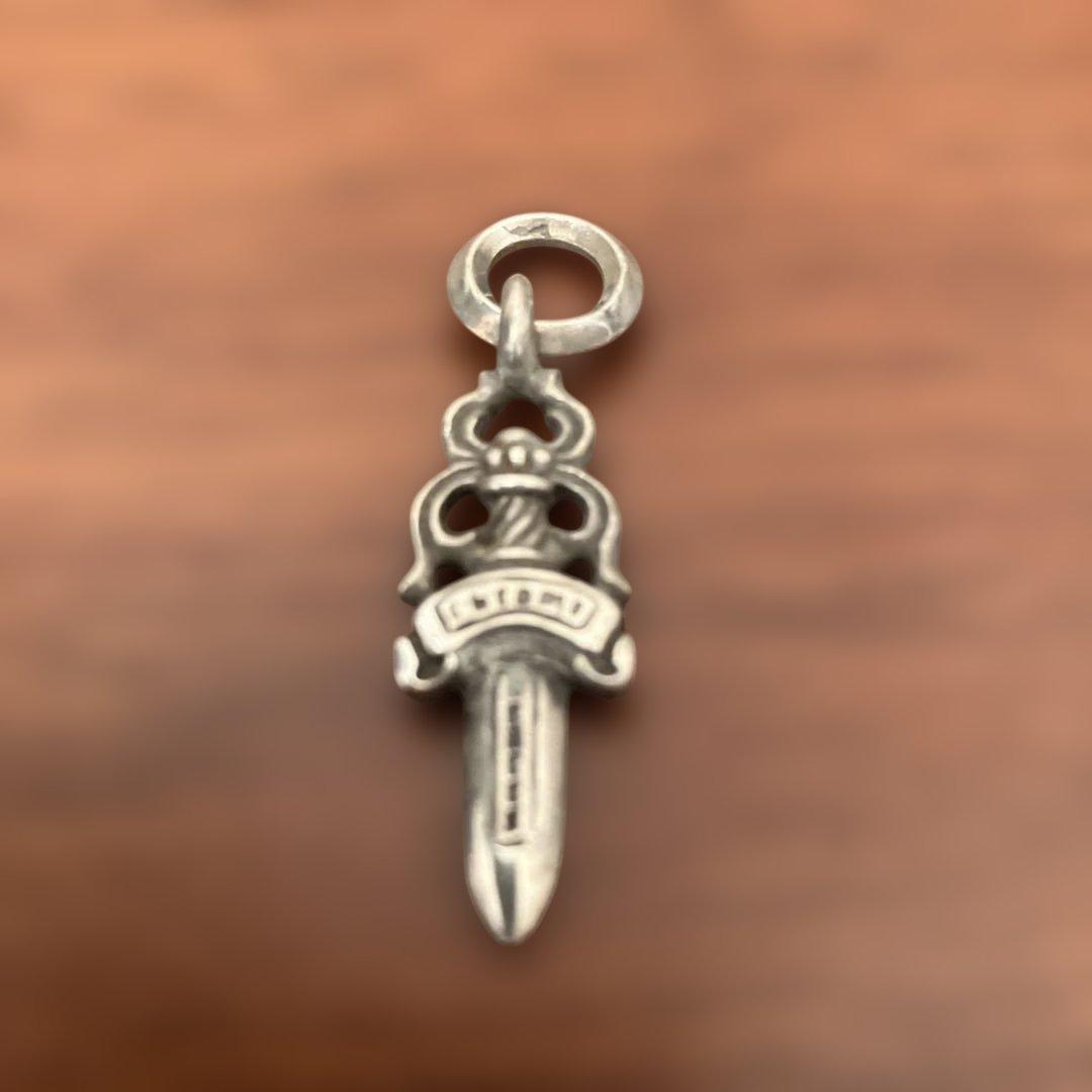 CHROME HEARTS ダガー　チャーム　クロムハーツ　ペンダントトップ