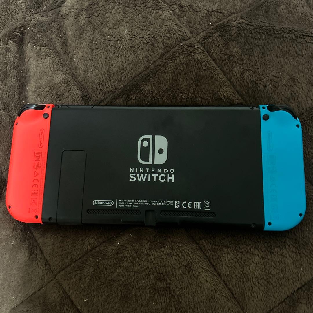 Nintendo Switch 本体 ネオンブルー・ネオンレッド