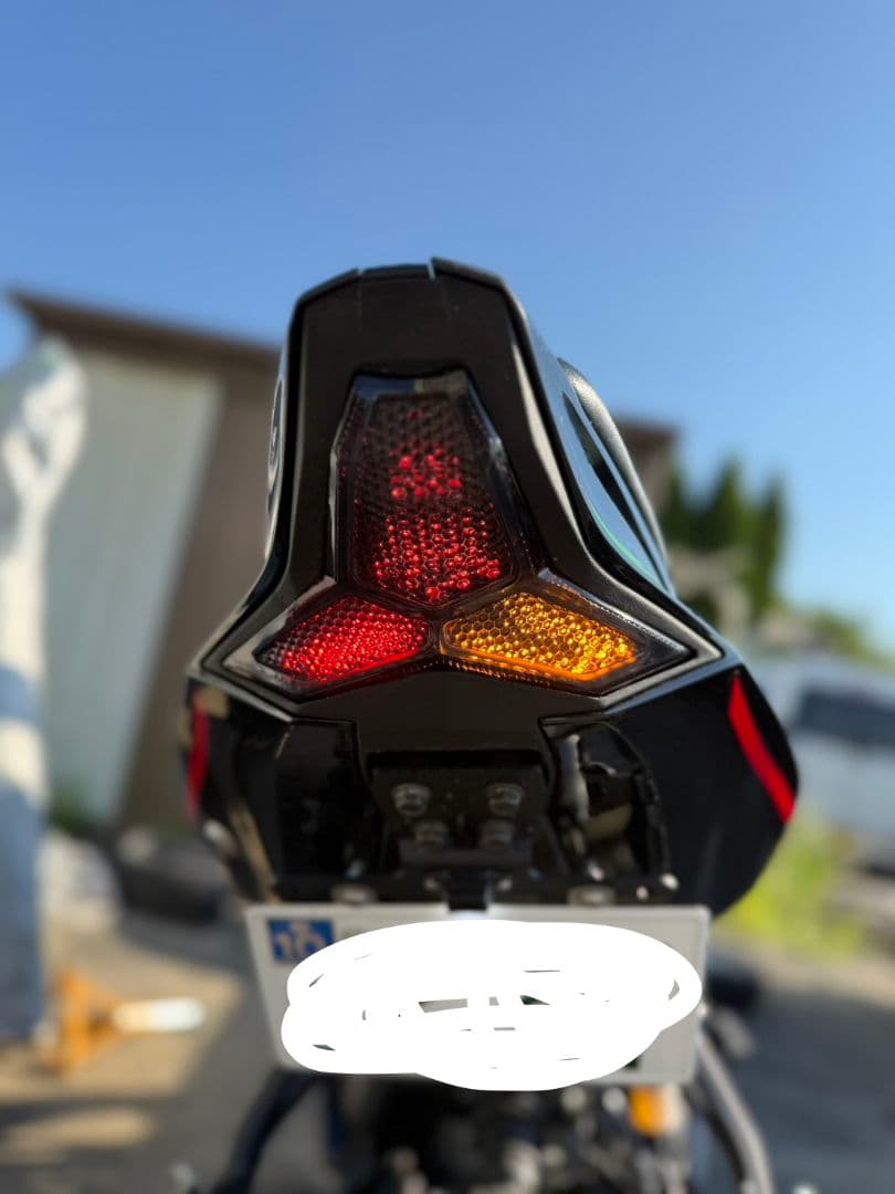 TST テールランプスモーク