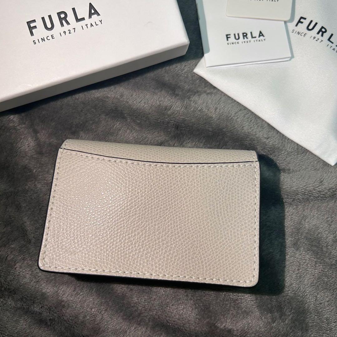 FURLA ホワイトレザー名刺入れ新品未使用